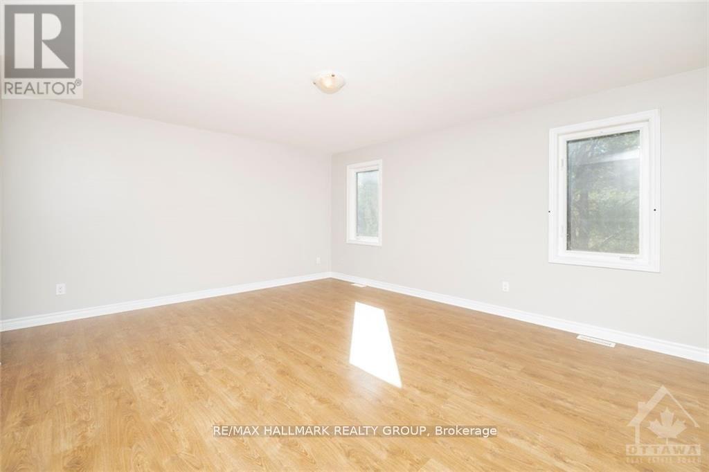 House for Rent in Ottawa – 1174 SOUTH RUSSELL ROAD, Ottawa – By Peter Sagos - Image 29