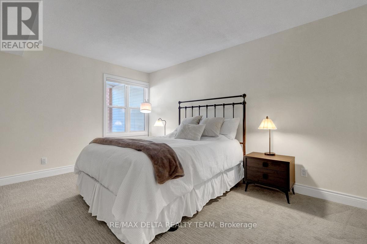 #107 1099 CADBORO ROAD - 16