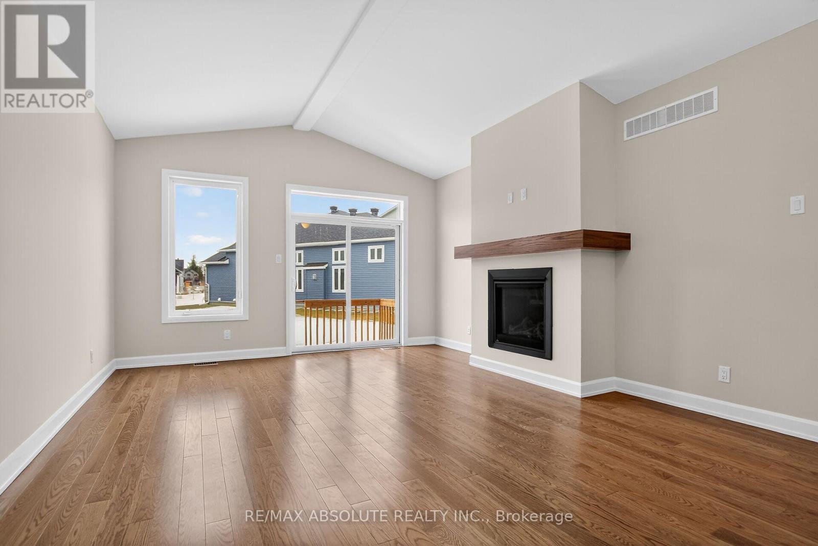 379 EQUINELLE DRIVE - 24