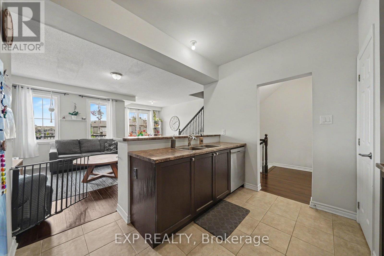 2 Bed, 2 Bath House for Sale in Ottawa – 624 BELLATRIX WALK, Ottawa – MLS# X13248320 - Image 9