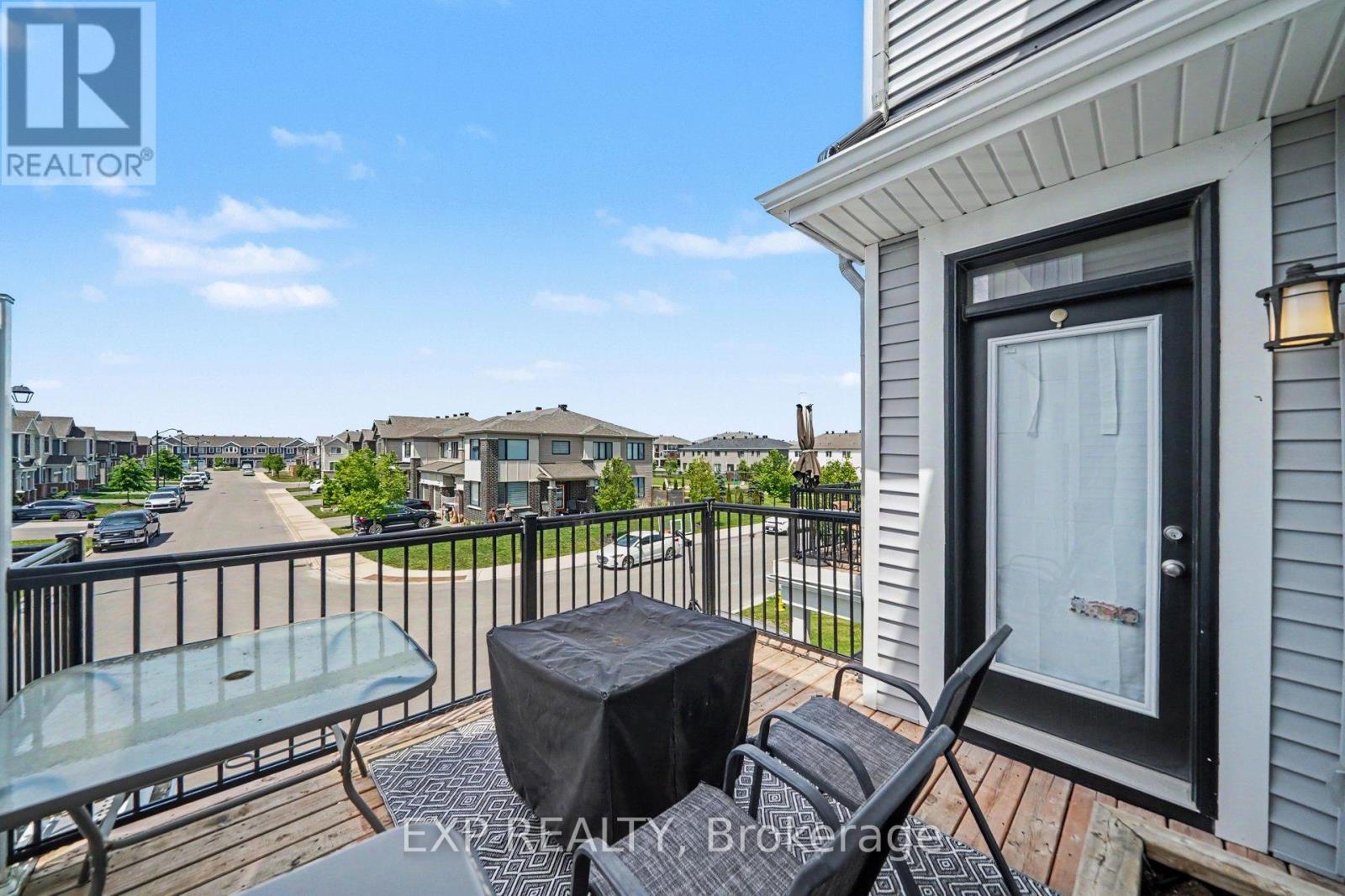2 Bed, 2 Bath House for Sale in Ottawa – 624 BELLATRIX WALK, Ottawa – MLS# X13248320 - Image 3