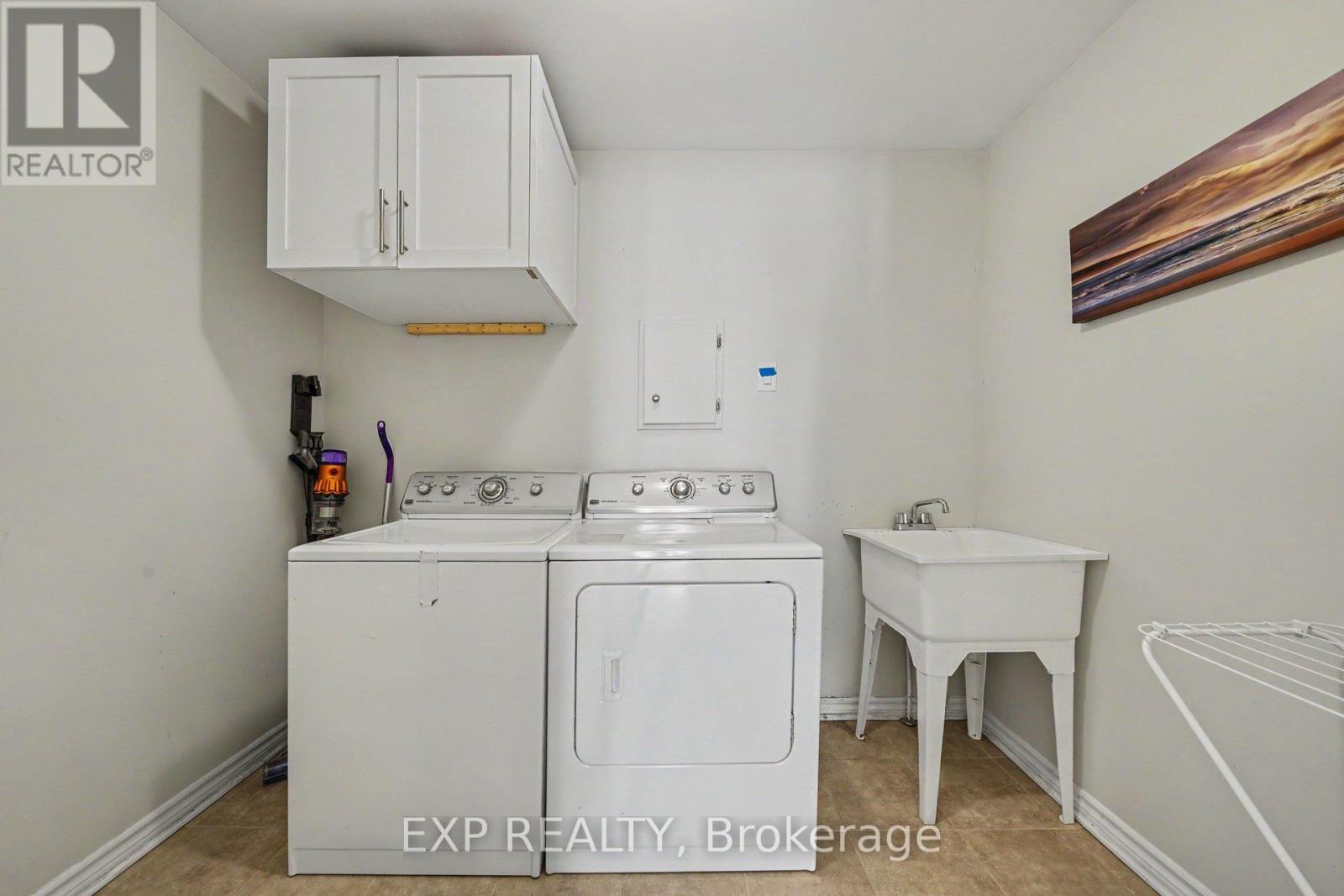 2 Bed, 2 Bath House for Sale in Ottawa – 624 BELLATRIX WALK, Ottawa – MLS# X13248320 - Image 10