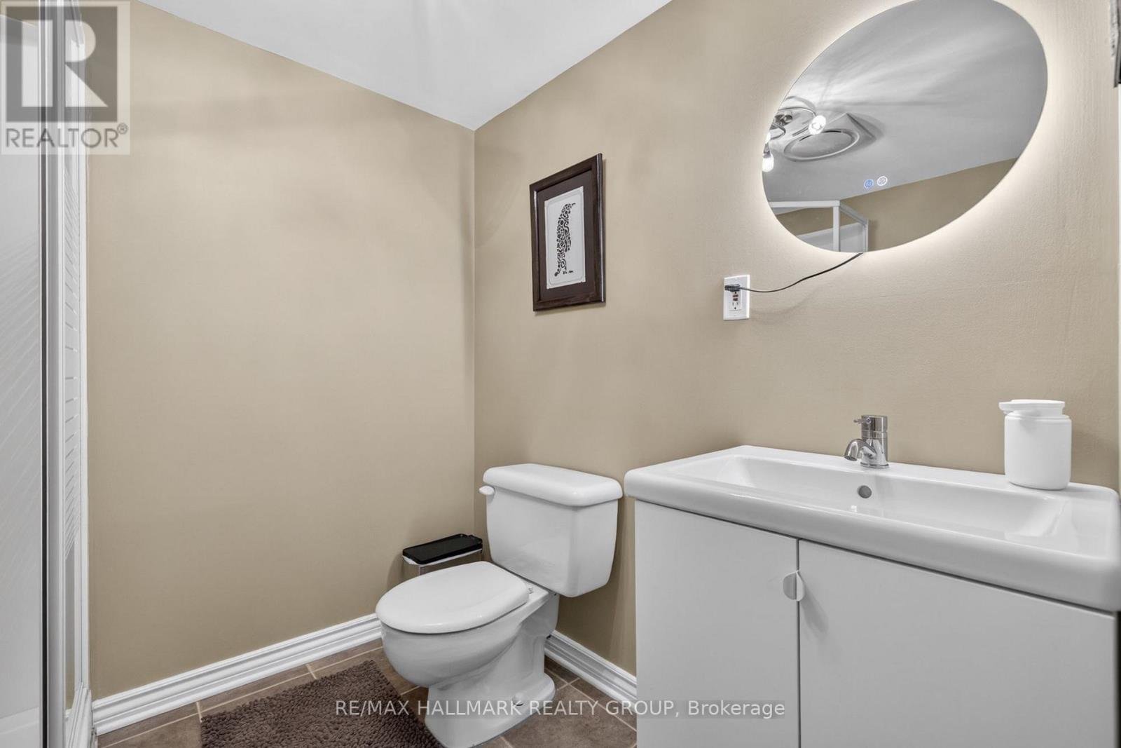 120 ABBEYHILL DRIVE - 23