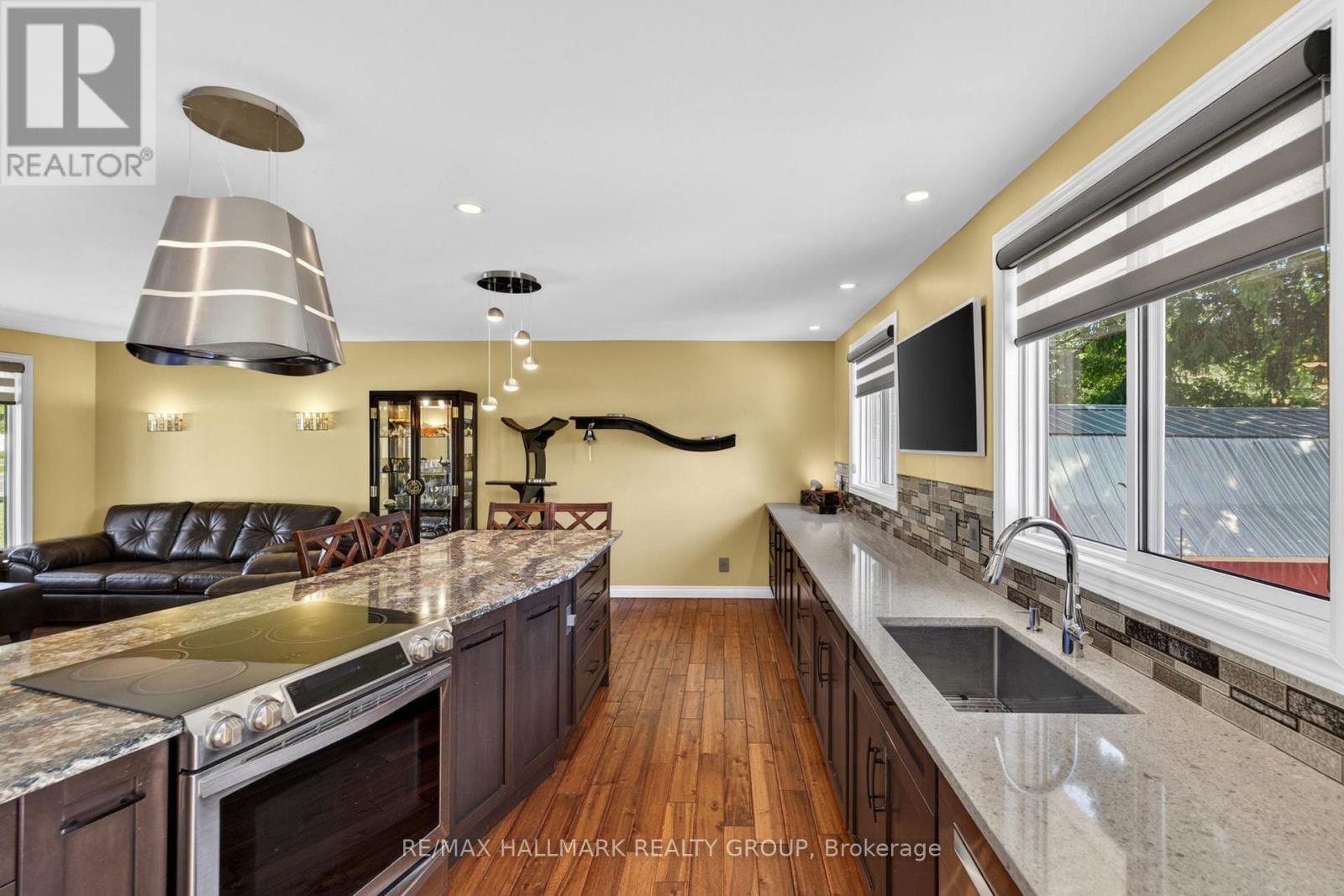 120 ABBEYHILL DRIVE - 9