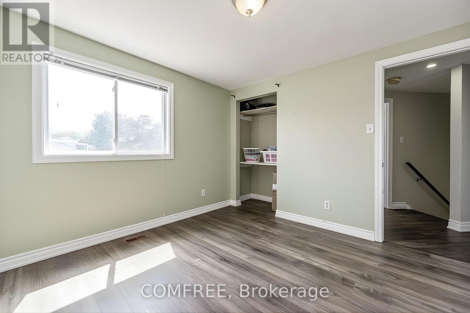 #26 60 ELMSDALE DRIVE - 3