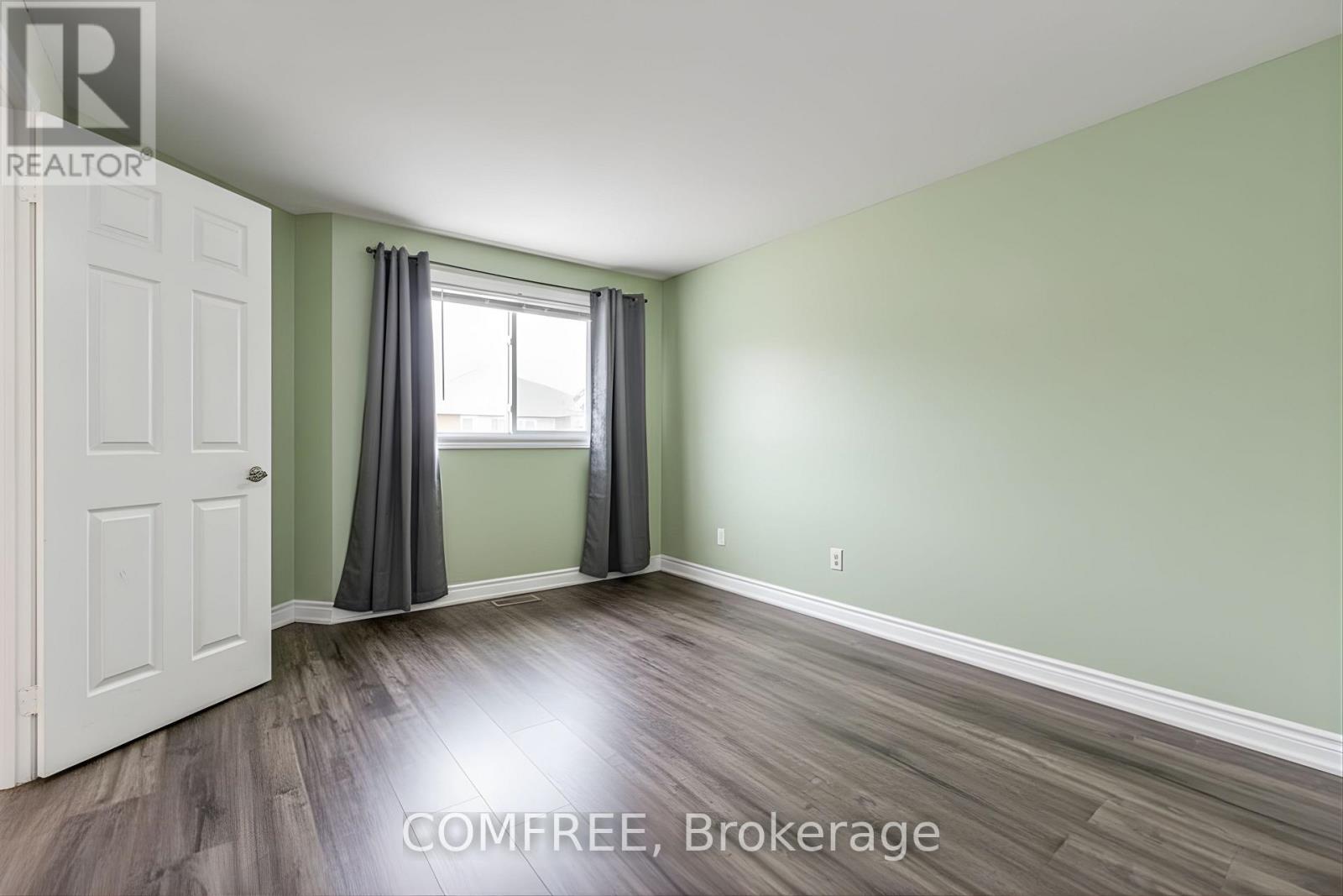 #26 60 ELMSDALE DRIVE - 6
