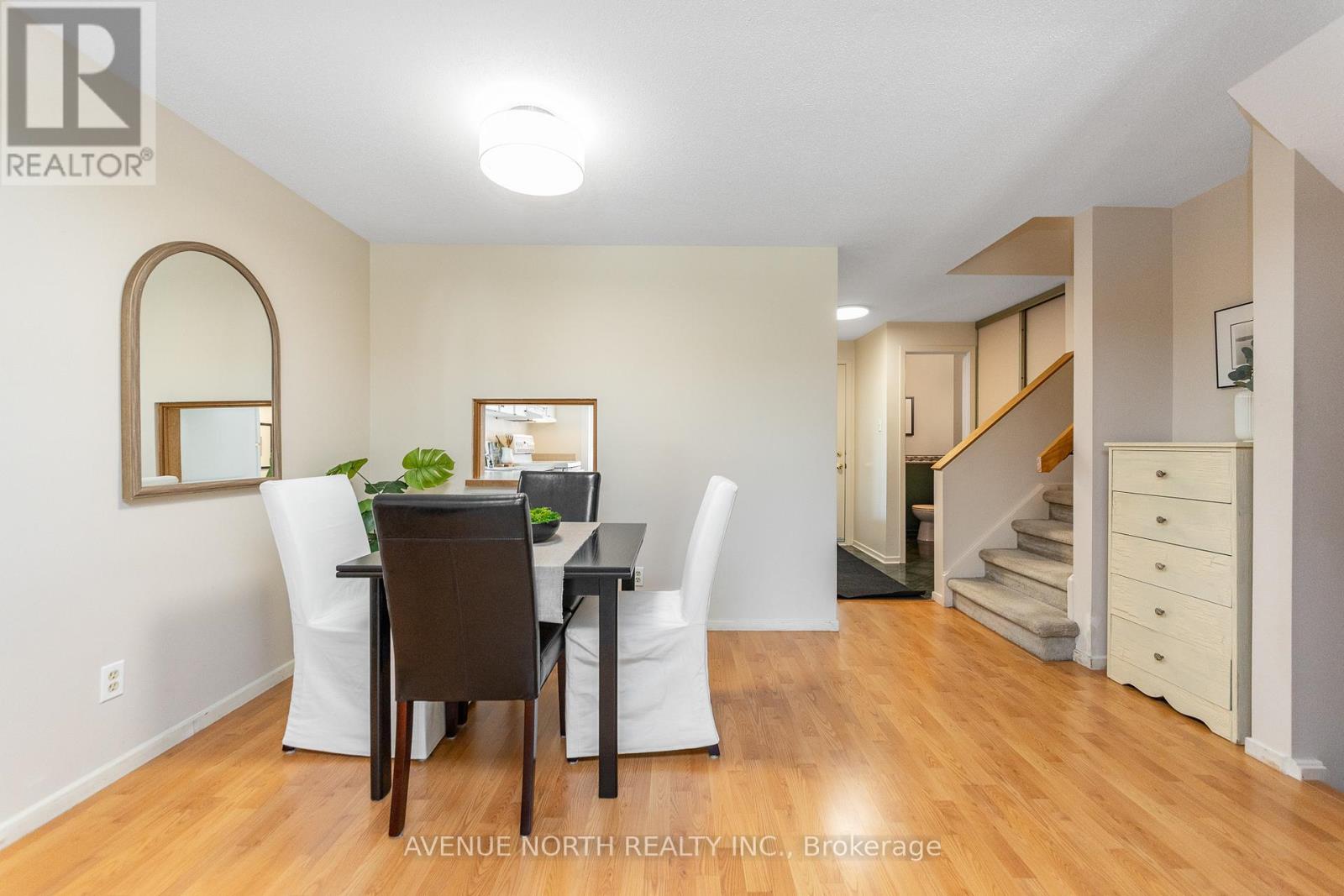 1897 STONEHENGE CRESCENT - 12