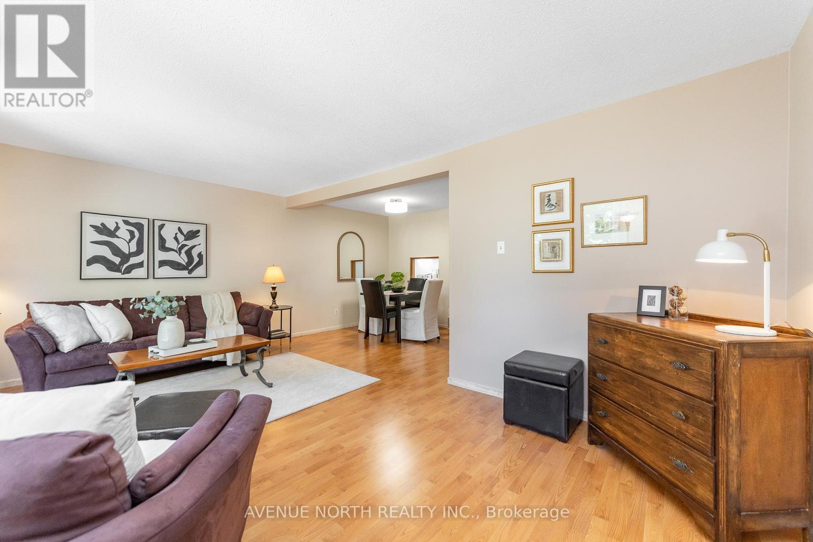 1897 STONEHENGE CRESCENT - 16