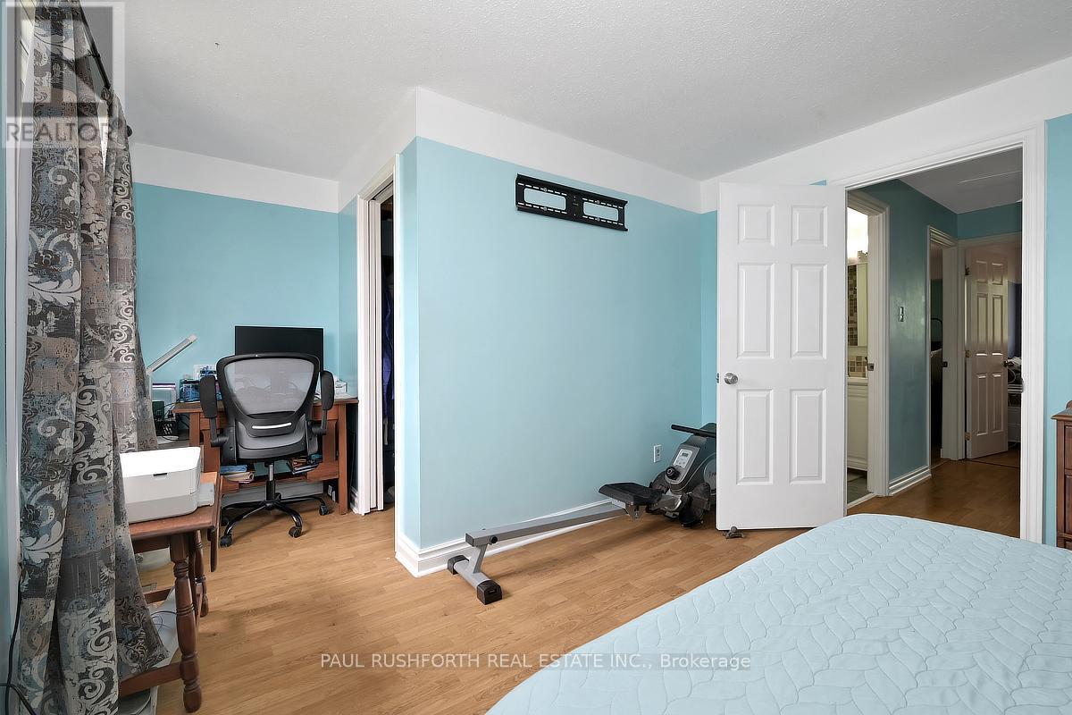 3 Bed, 2 Bath House for Sale in Ottawa – 207 THISTLEDOWN COURT, Ottawa – MLS# X13248400 - Image 15