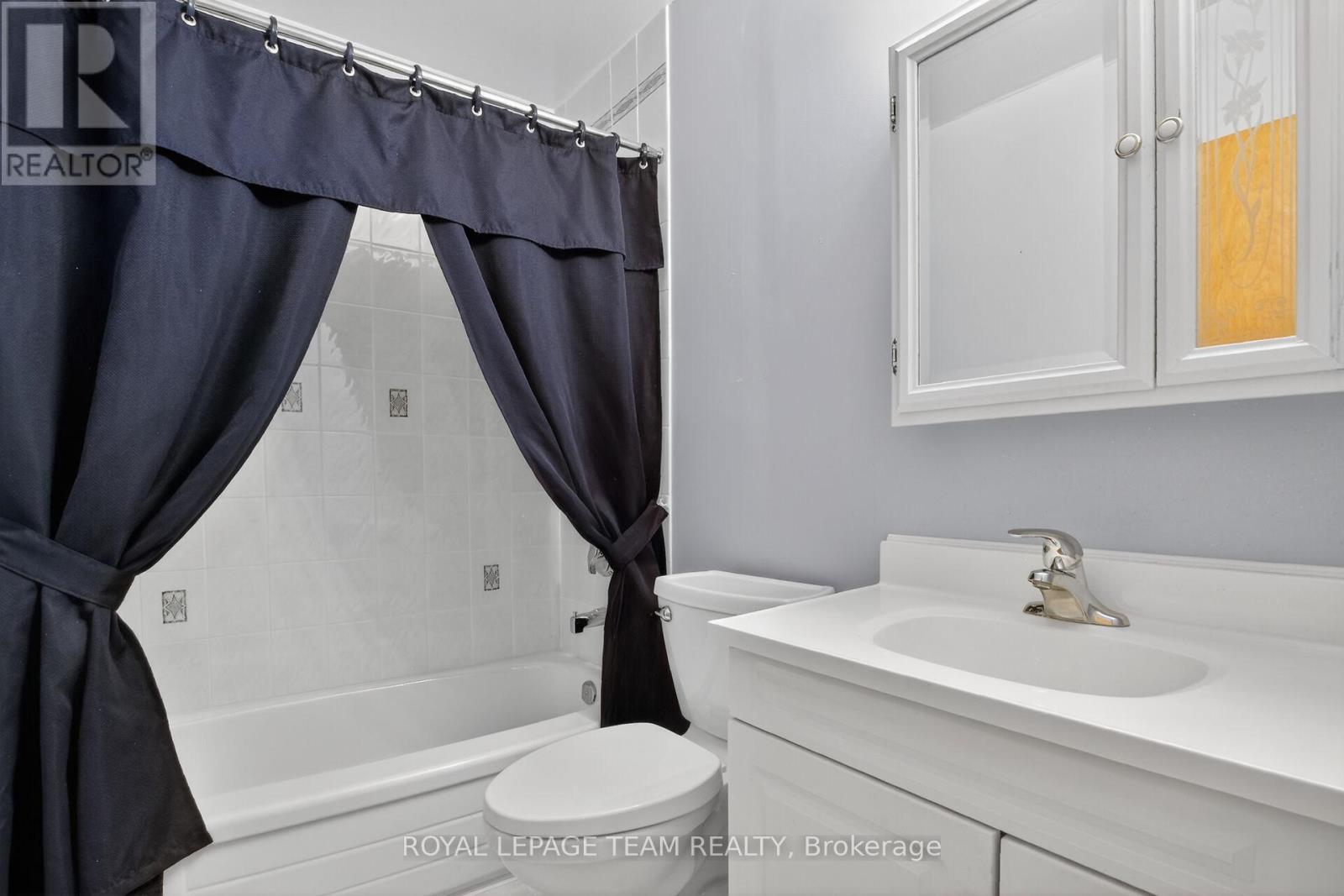 2390 CHESHIRE ROAD - 28