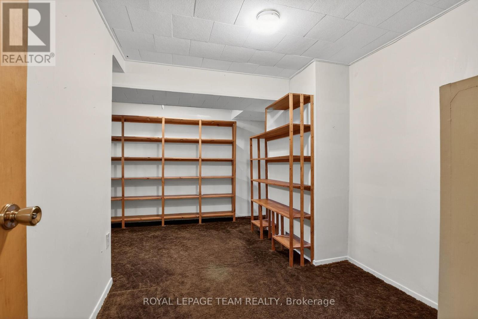 2390 CHESHIRE ROAD - 34