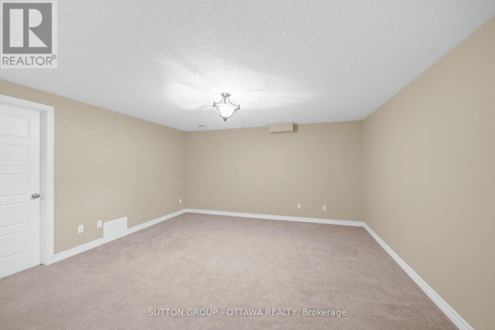 458 VAN DUSEN STREET - 24