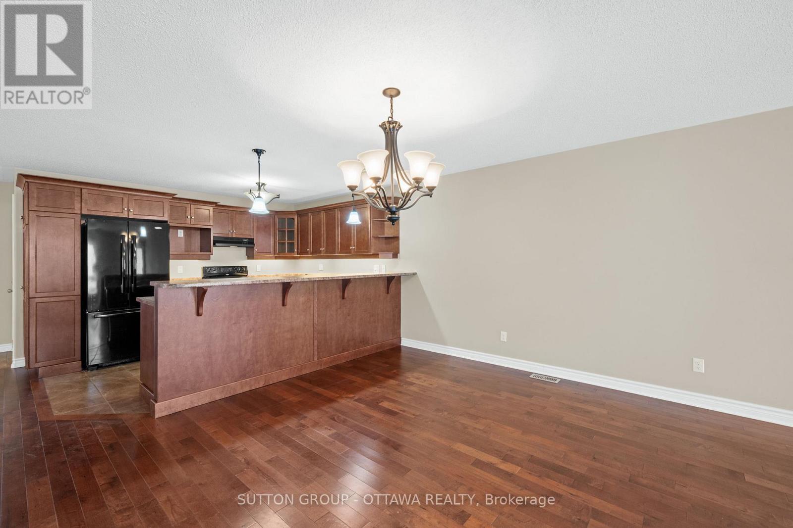 458 VAN DUSEN STREET - 9