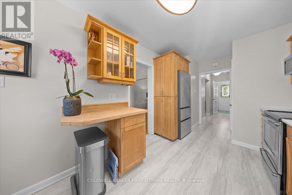 998 MOSSDALE STREET - 14