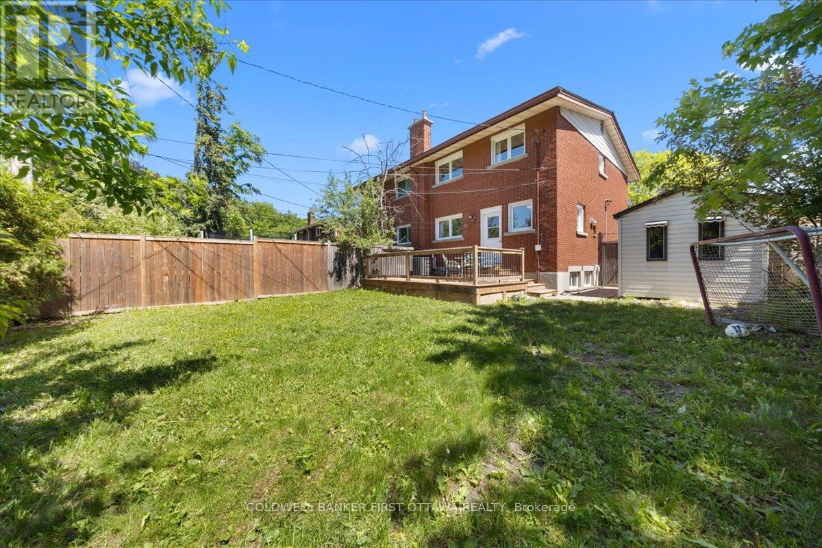 998 MOSSDALE STREET - 26