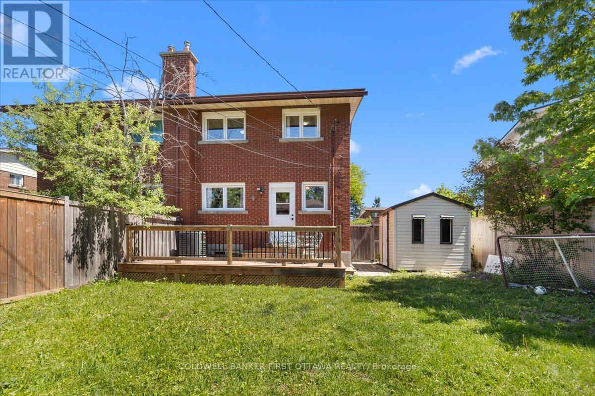 998 MOSSDALE STREET - 27
