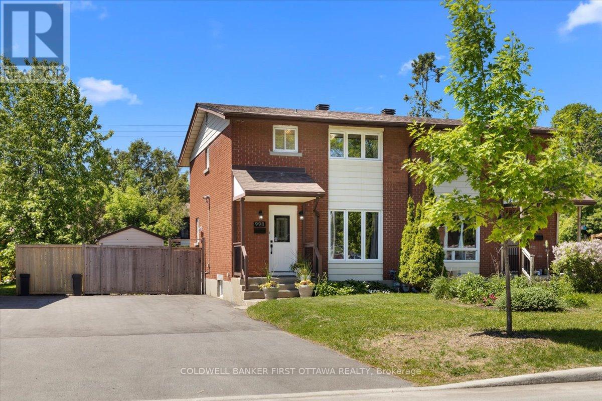 998 MOSSDALE STREET - 29