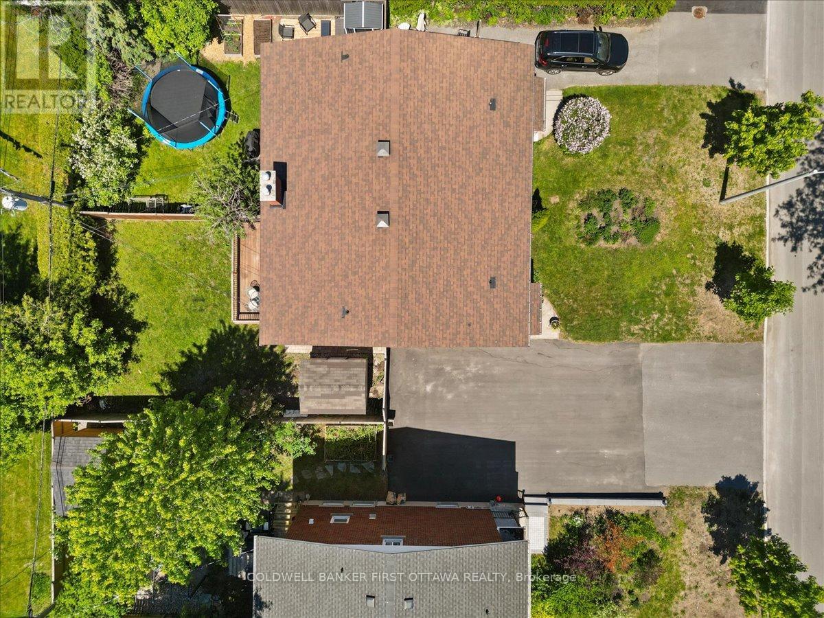 998 MOSSDALE STREET - 30