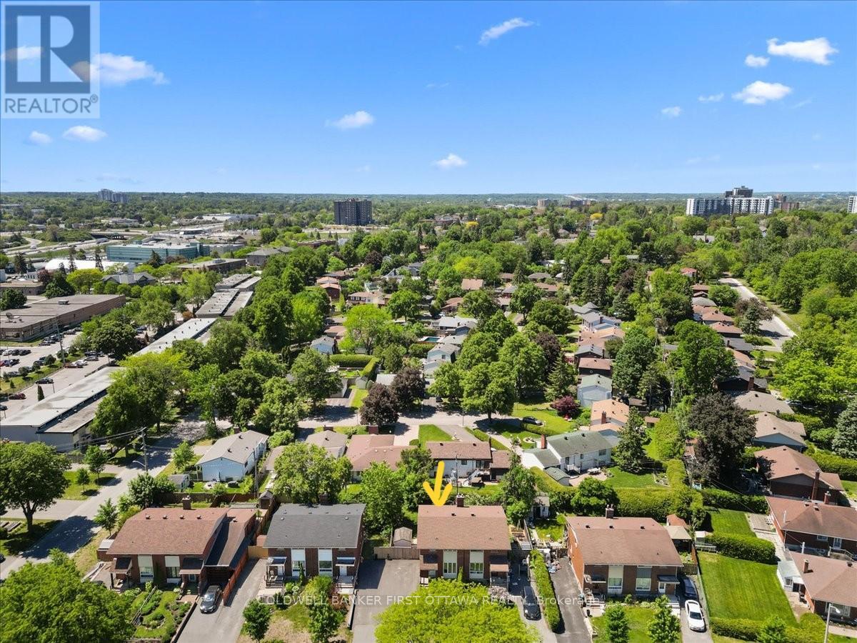 998 MOSSDALE STREET - 32