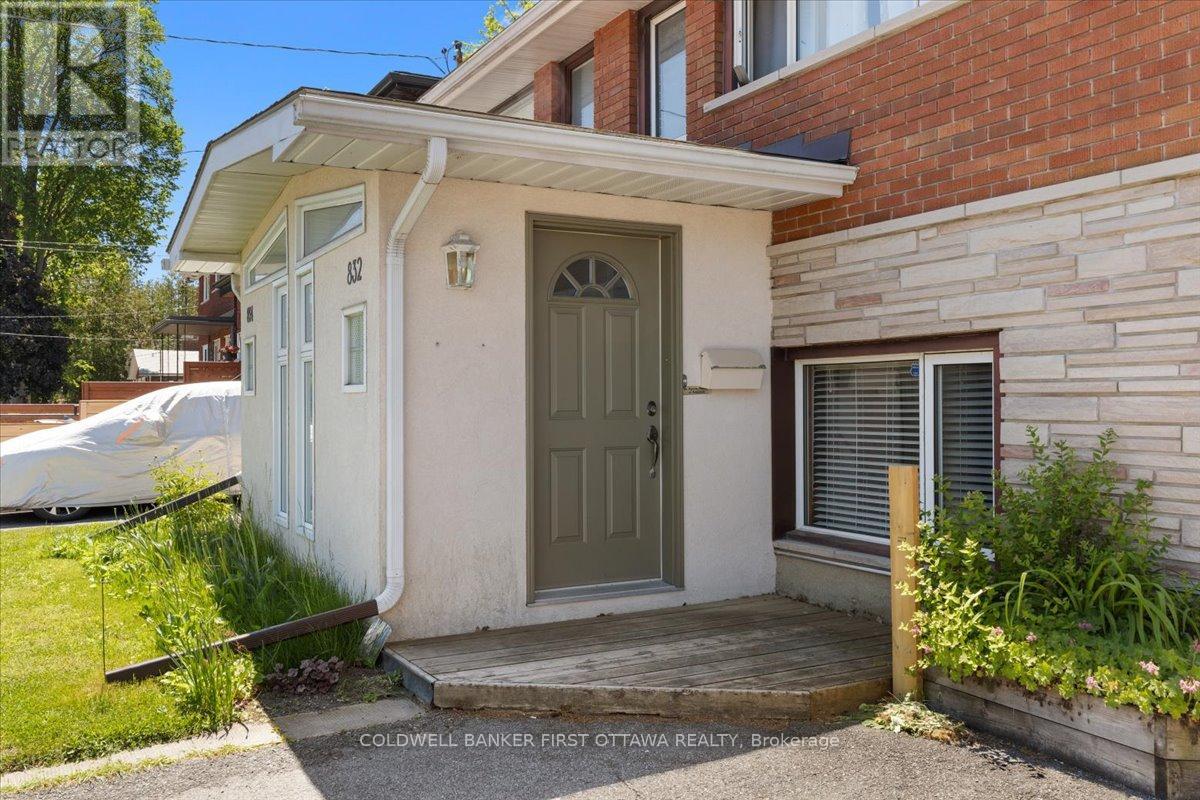 832 IVANHOE AVENUE - Image 2
