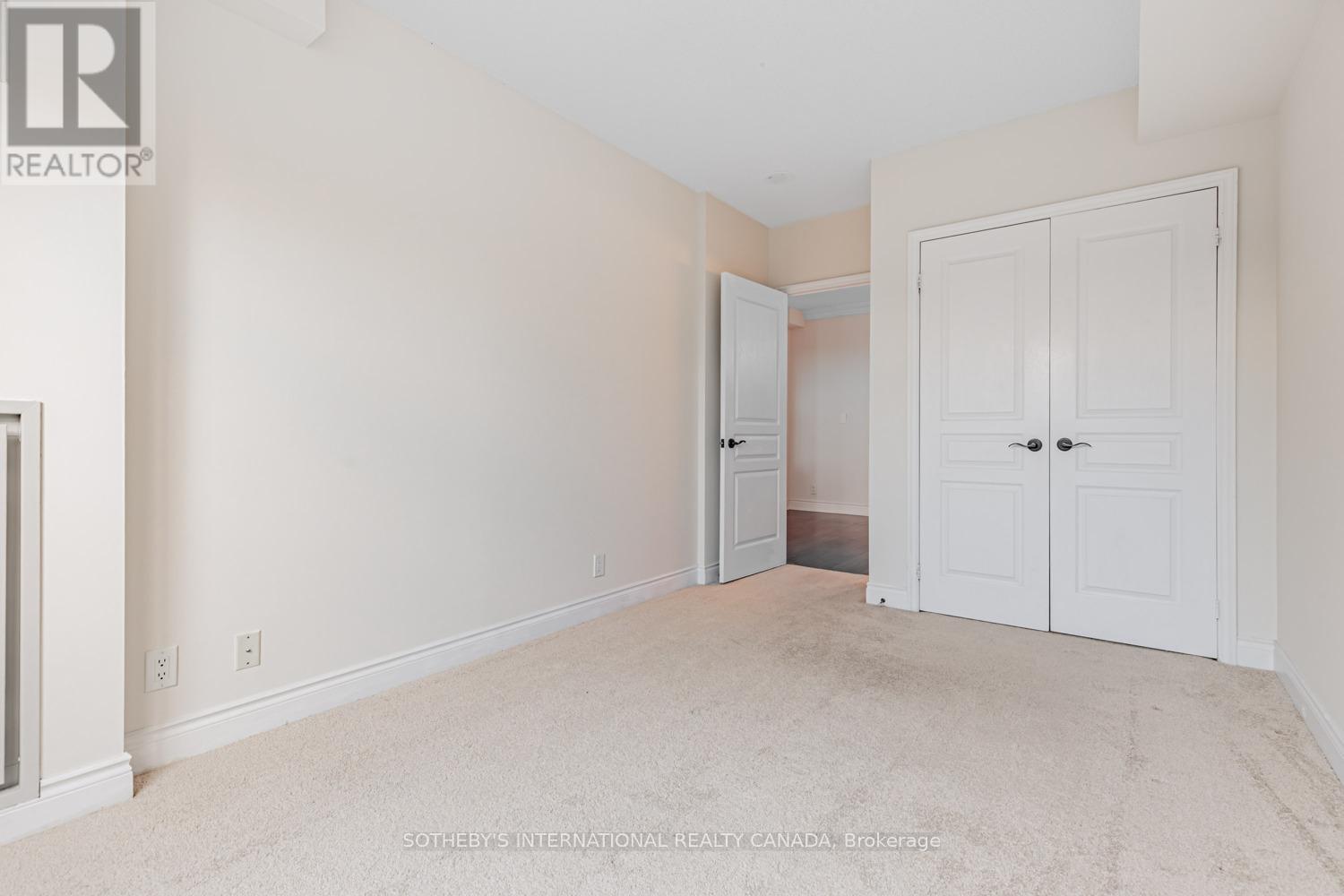 #327 10 DELISLE AVENUE - 26