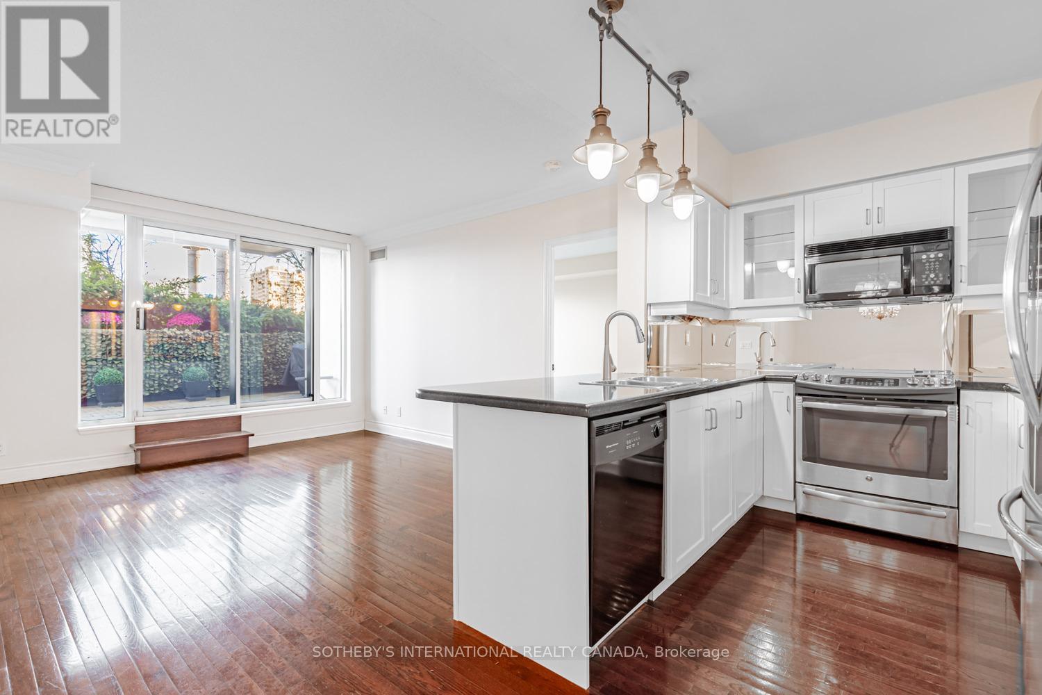 #327 10 DELISLE AVENUE - 13