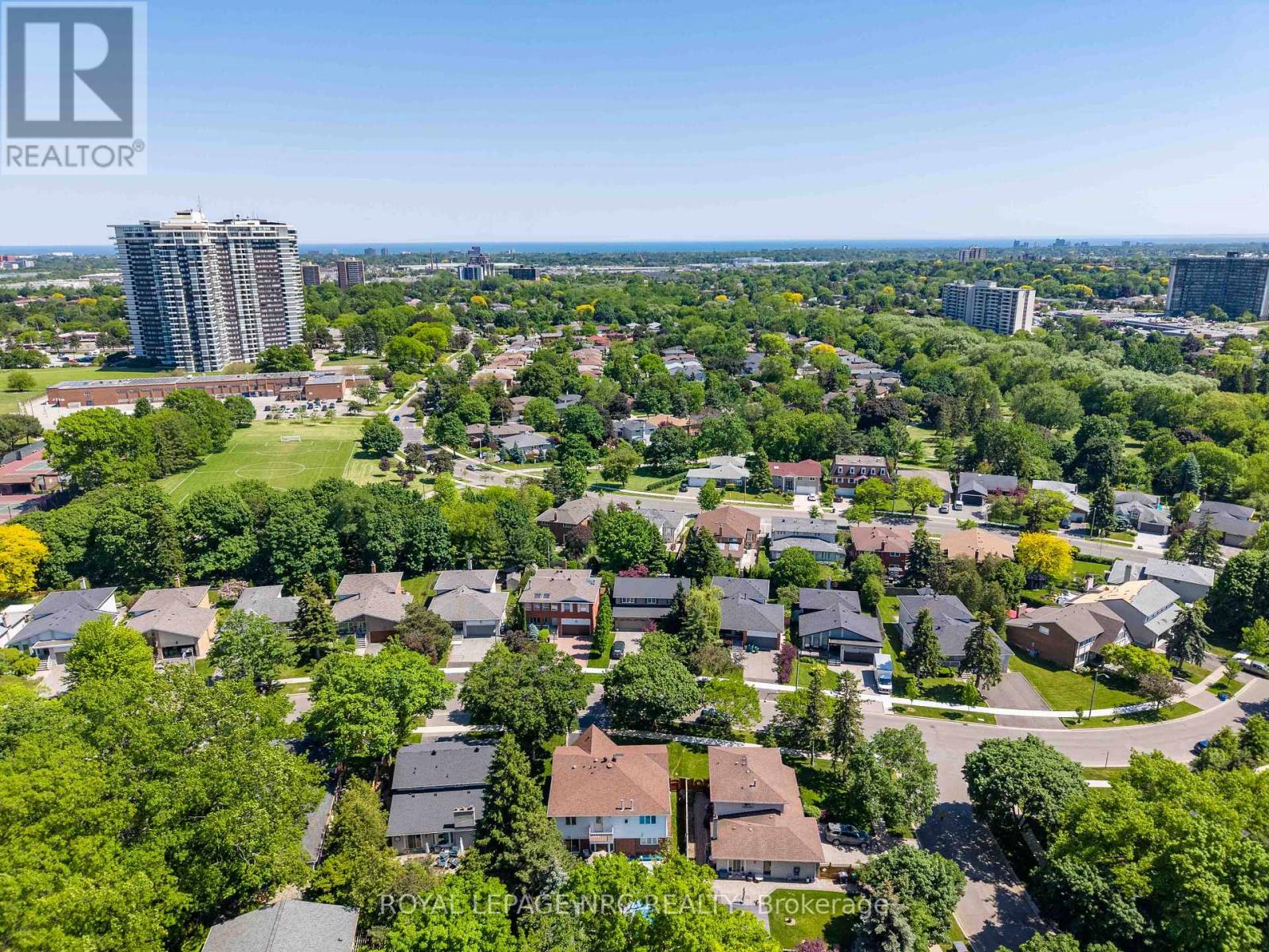 1273 WINDING TRAIL - 45