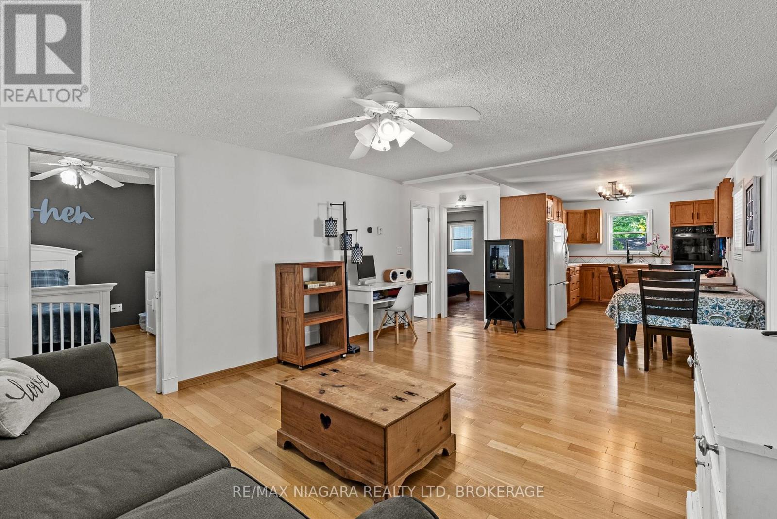 25 MILDRED AVENUE - 10