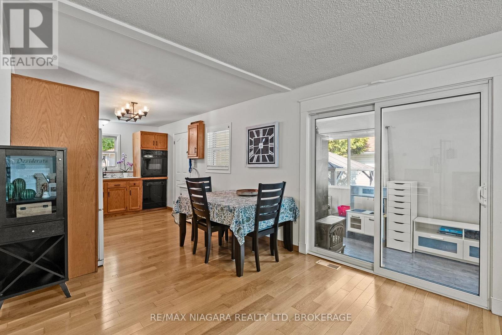 25 MILDRED AVENUE - 11