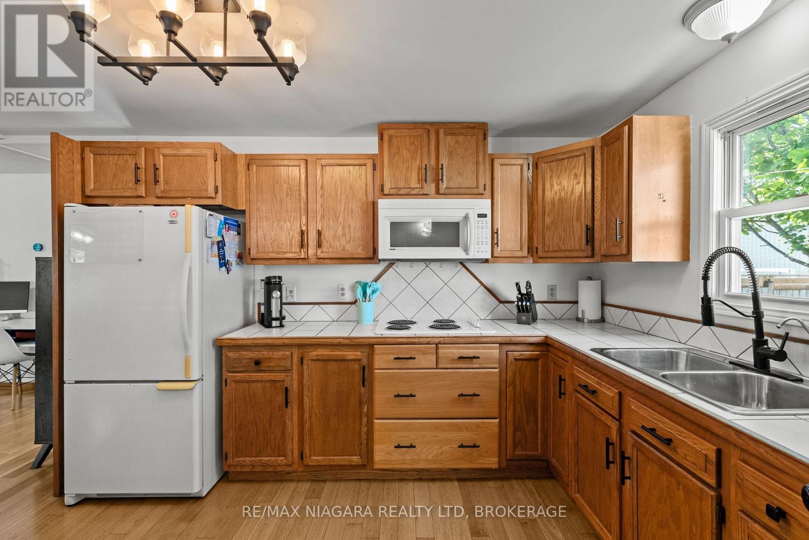 25 MILDRED AVENUE - 14