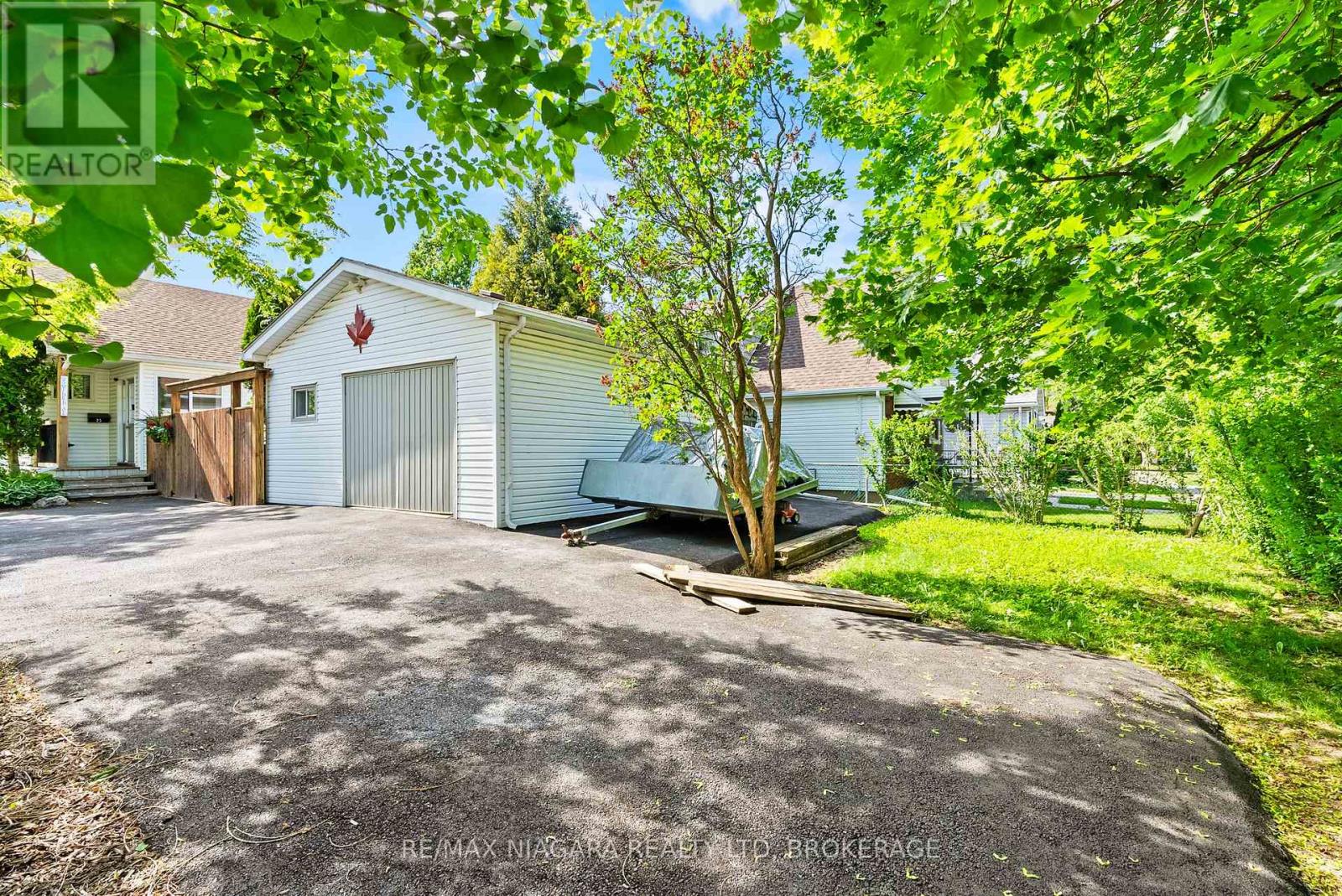 25 MILDRED AVENUE - 38