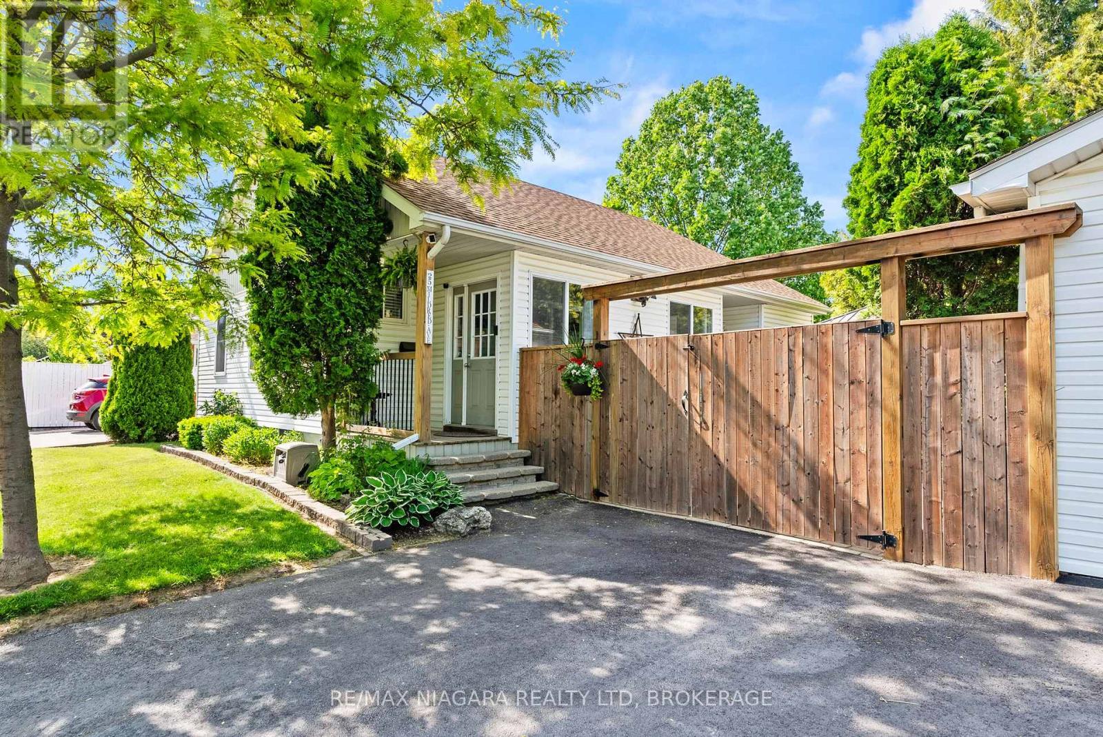 25 MILDRED AVENUE - 4
