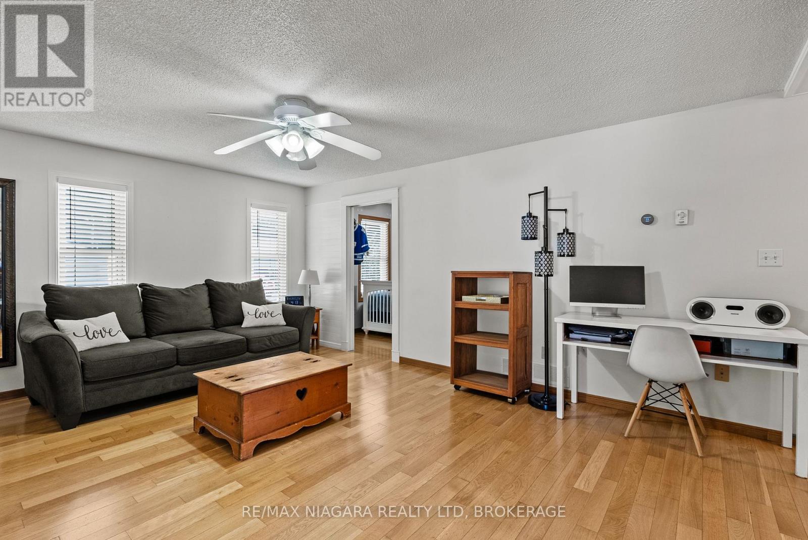 25 MILDRED AVENUE - 7