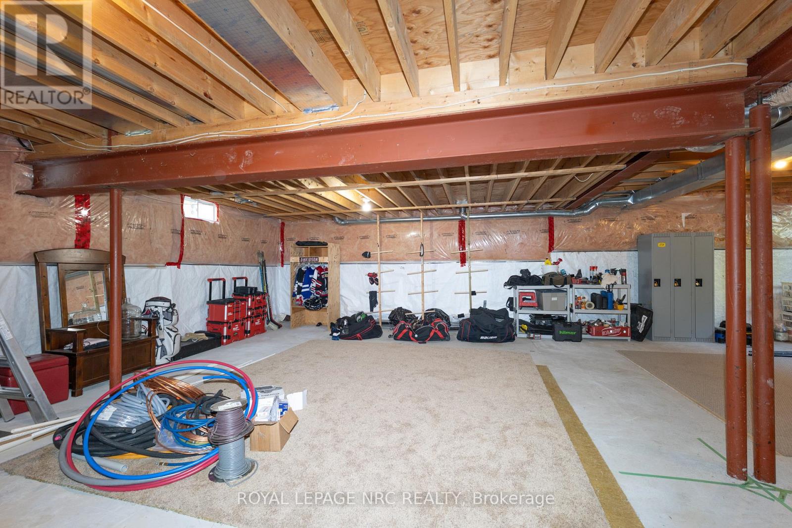 27 BELL AVENUE - 42