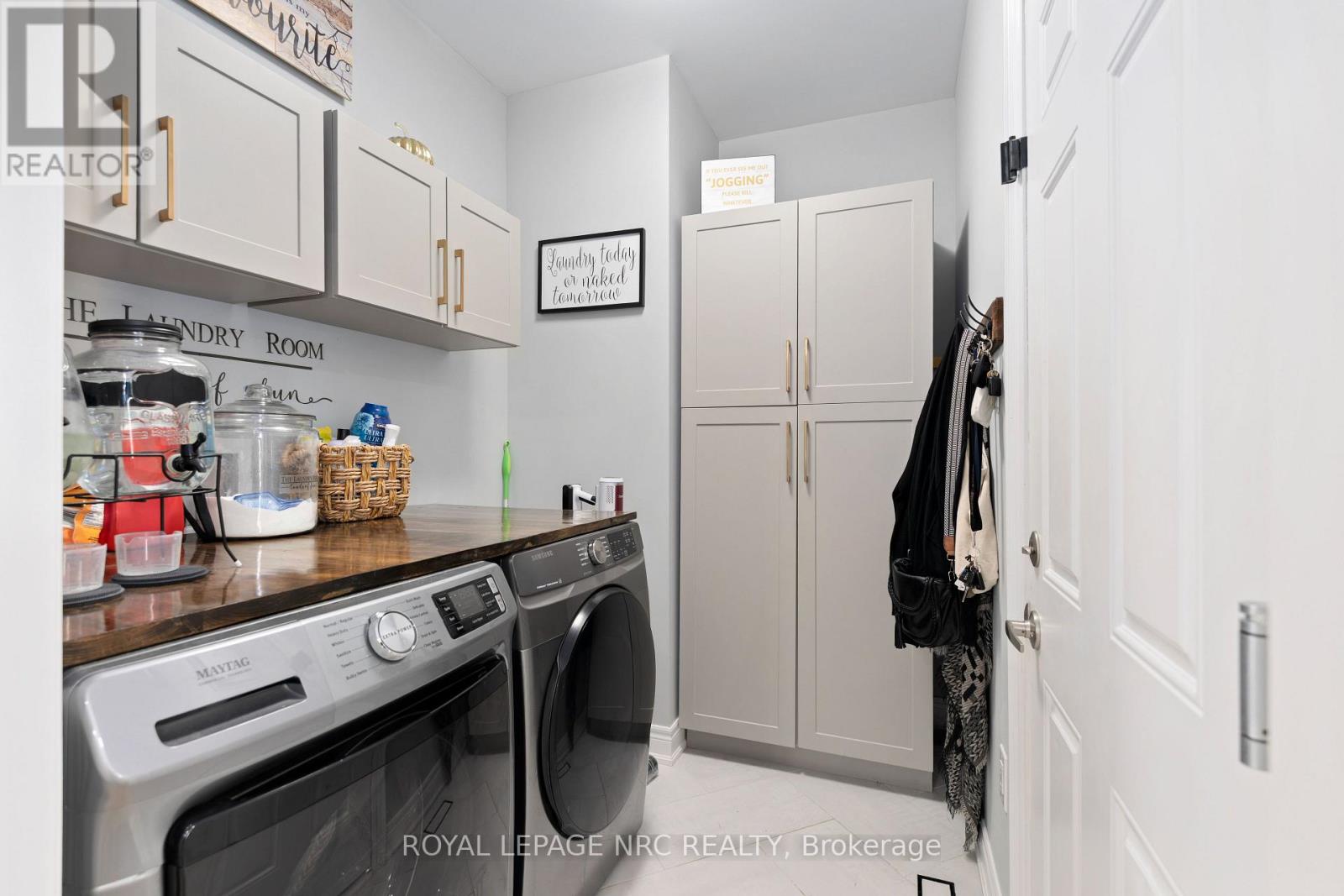 2895 ARROWSMITH COURT - 27