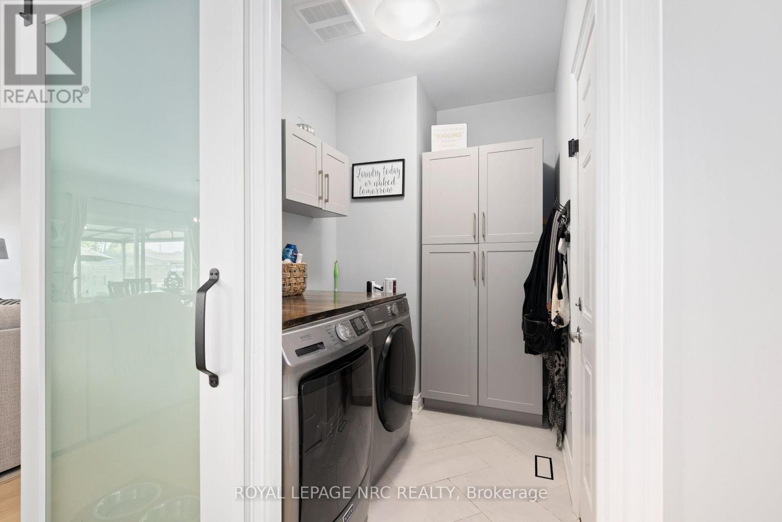 2895 ARROWSMITH COURT - 28