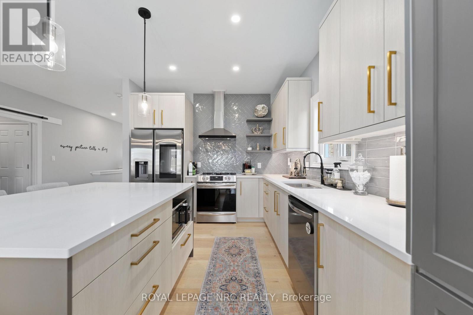 2895 ARROWSMITH COURT - 29