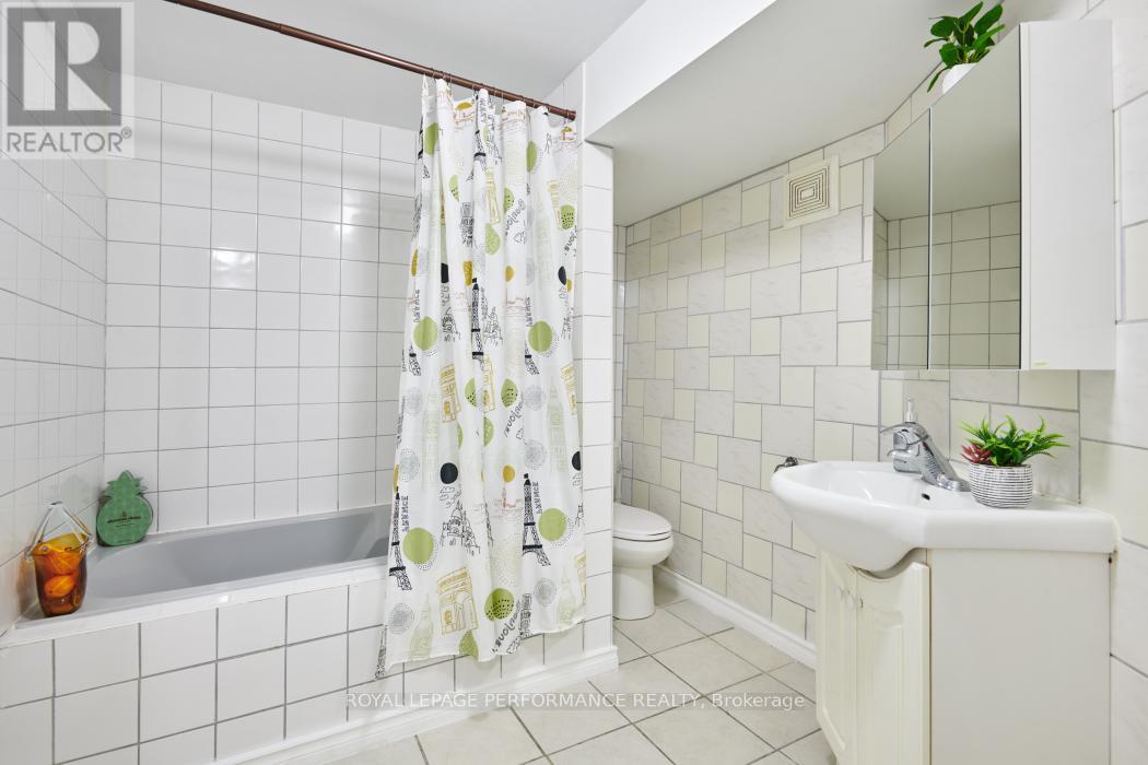 1743 HEATHERINGTON ROAD - 32