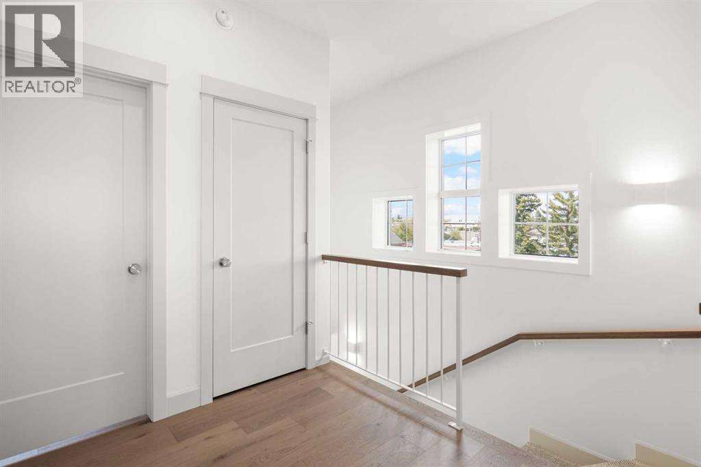 5032 48 Street - 29