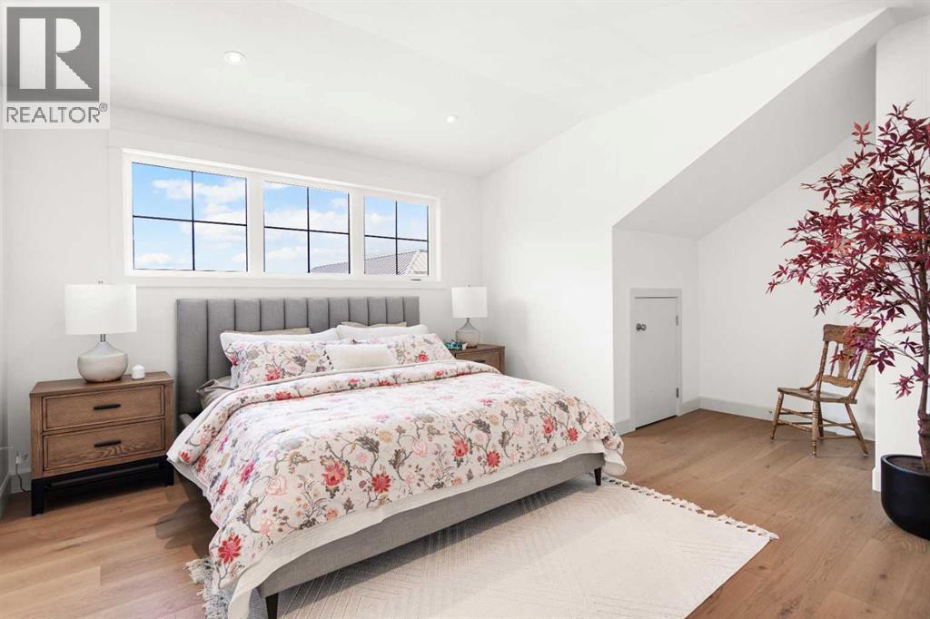 5032 48 Street - 35