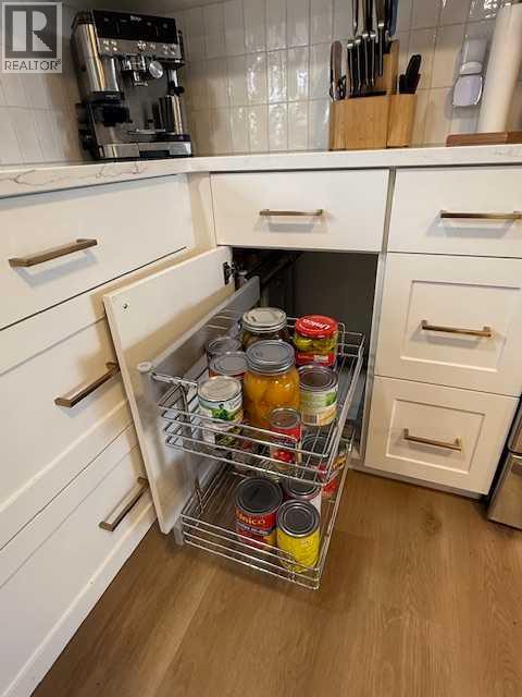 27 Bison Crescent — photo 9