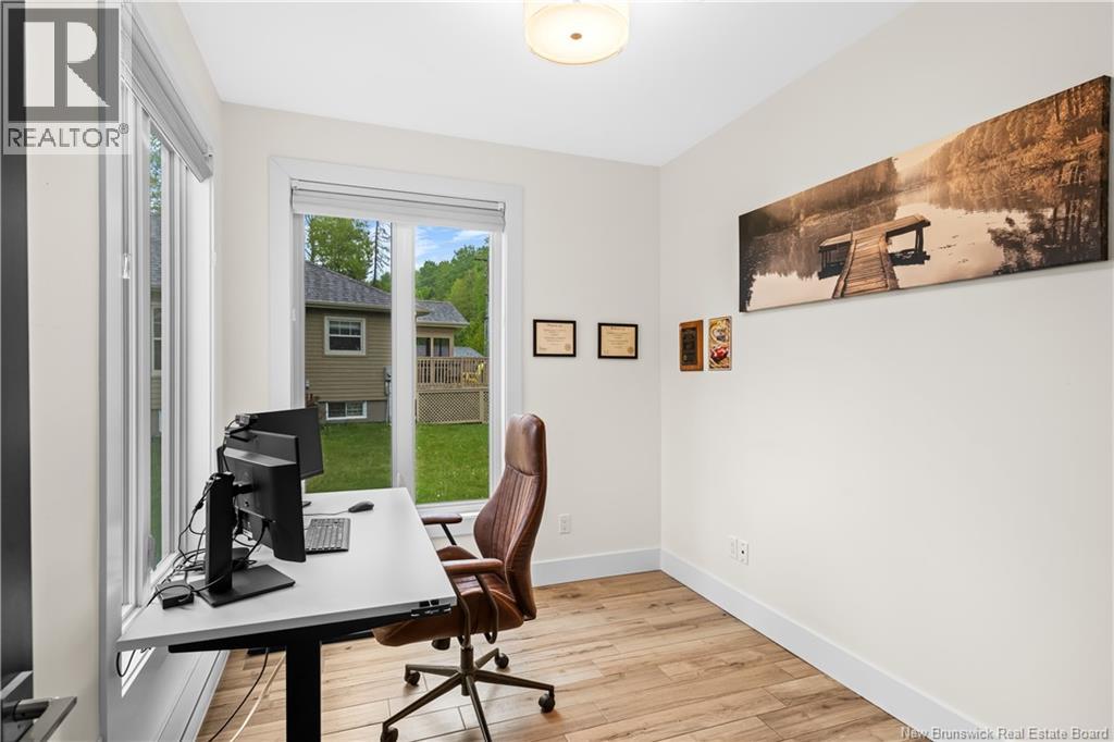 16 Parkplace Lane - 23