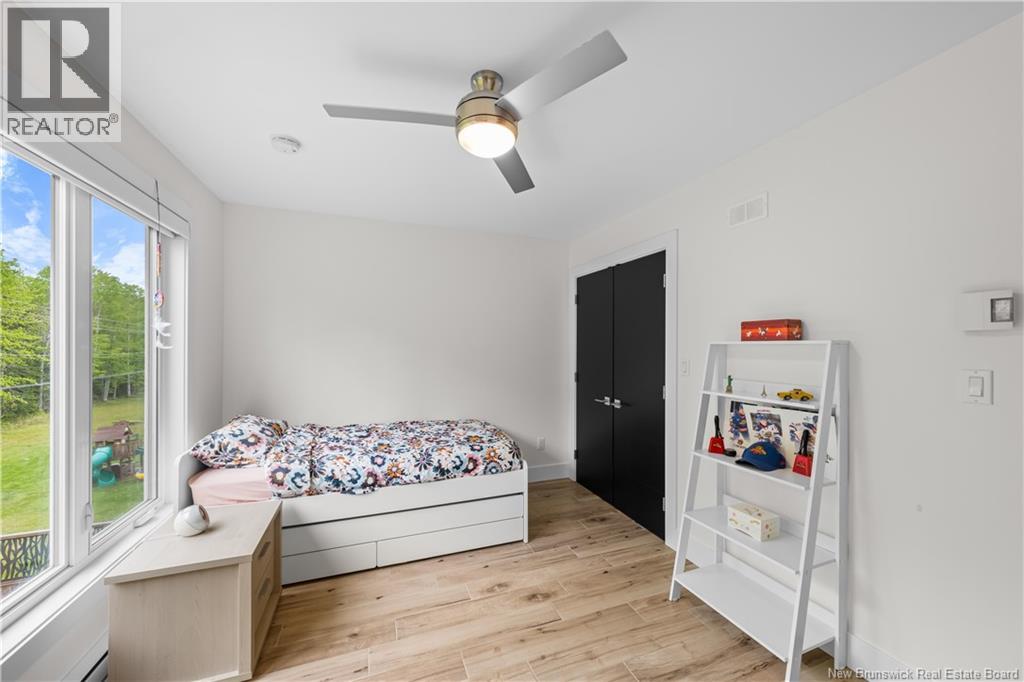 16 Parkplace Lane - 40