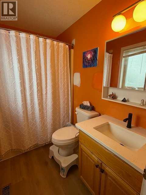 27 Bison Crescent — photo 24