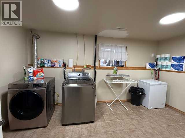 27 Bison Crescent — photo 38