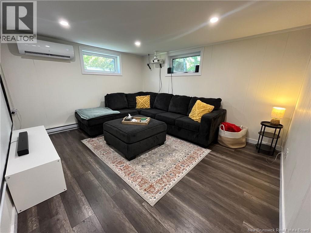 165 Wentworth Drive - 31