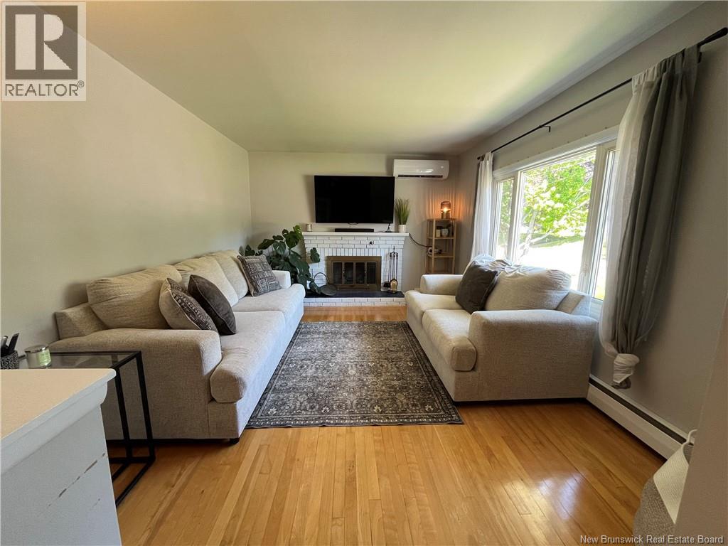 165 Wentworth Drive - 6