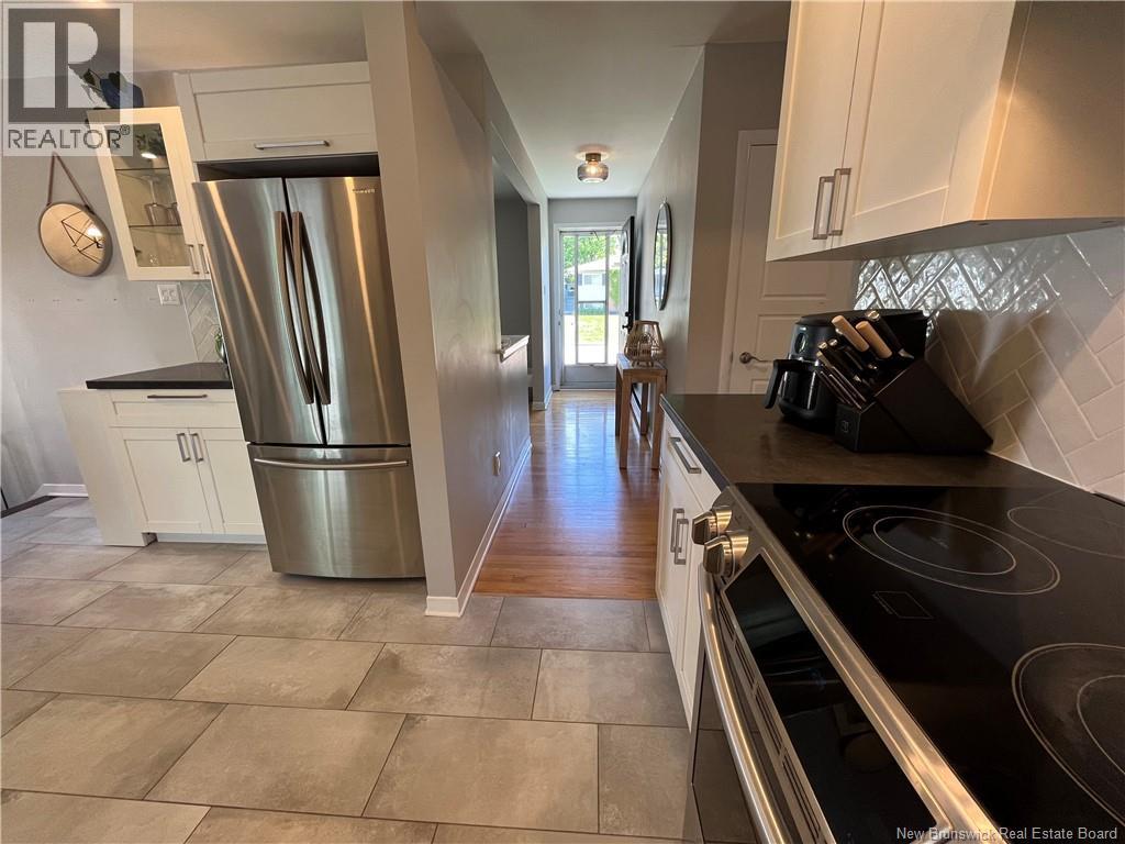 165 Wentworth Drive - 17