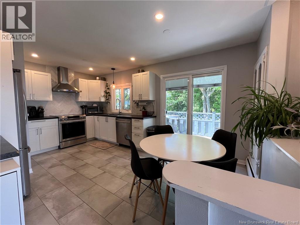 165 Wentworth Drive - 14