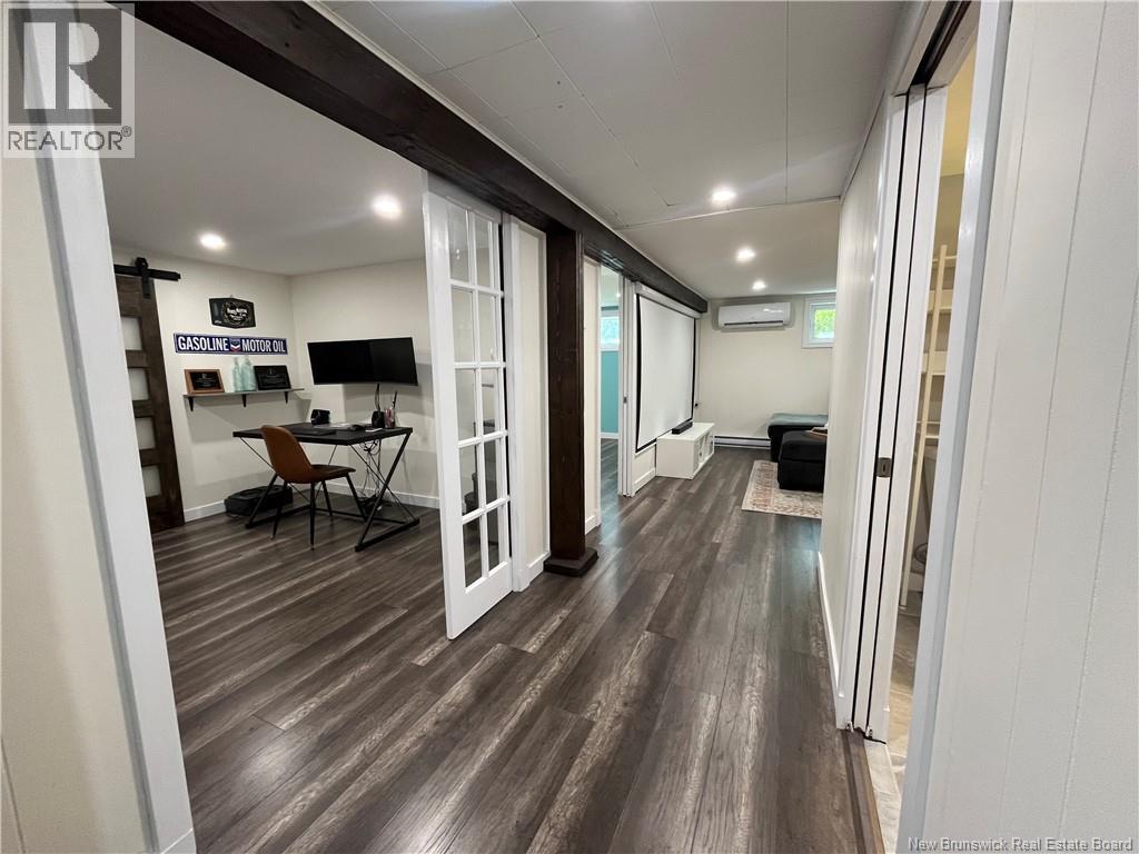165 Wentworth Drive - 28